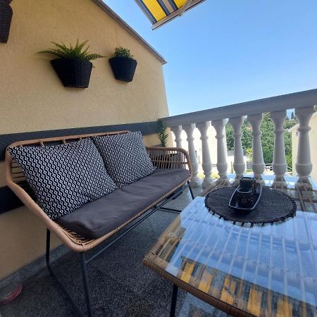 Apartman Moris Malinska Exterior foto